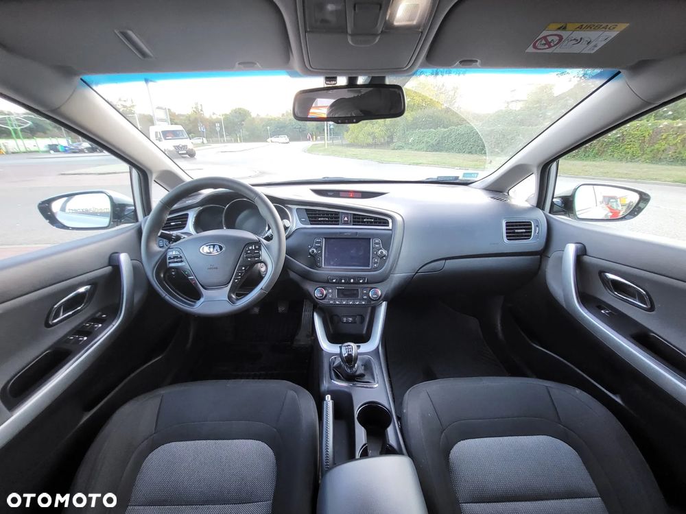Kia Ceed Cee'd 1.6 CRDi L Business Line - 10