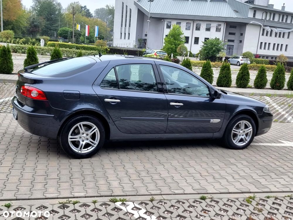 Renault Laguna - 28