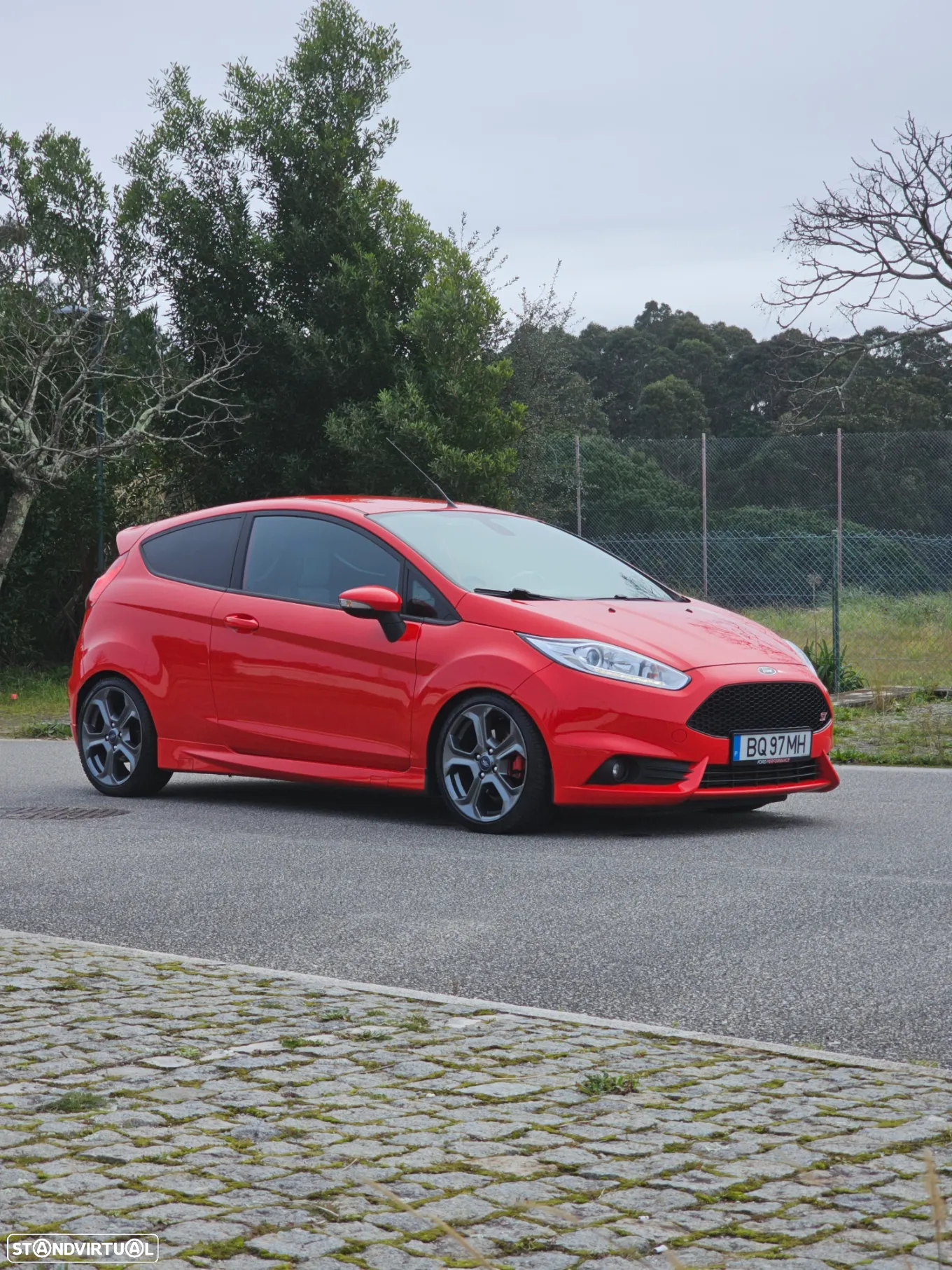 Ford Fiesta 1.6 EcoBoost c/ Pack Pele Desportiva ST - 2