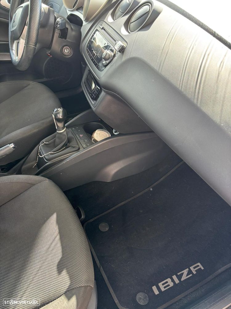 SEAT Ibiza SC 1.6 TDi Sport DPF - 5