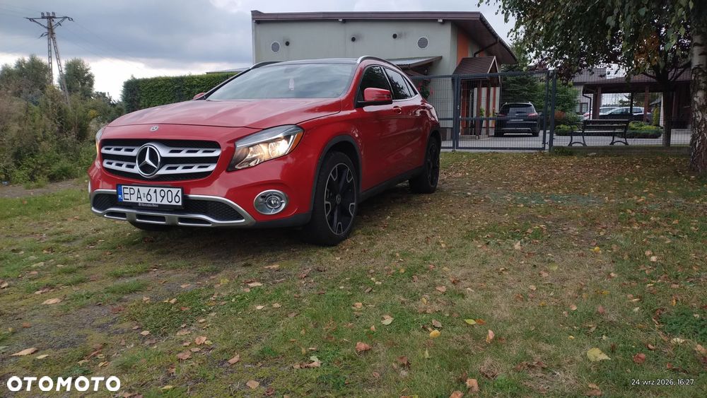 Mercedes-Benz GLA 250 8G-DCT Edition 1 - 3