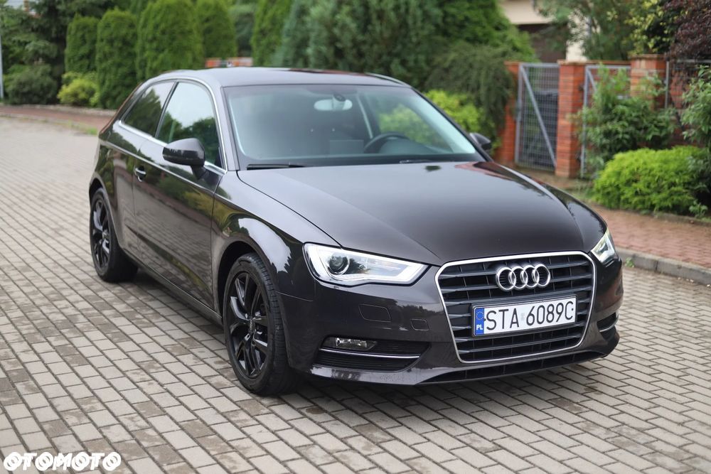 Audi A3 3-drzwiowe 1.6 TDI ultra Attraction - 5