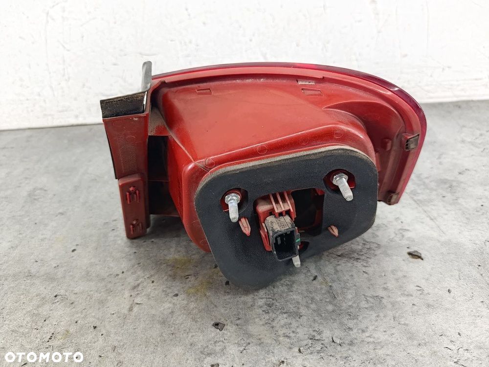 LAMPA TYLNA LEWA VW PASSAT B6 3C5945095C SEDAN - 3