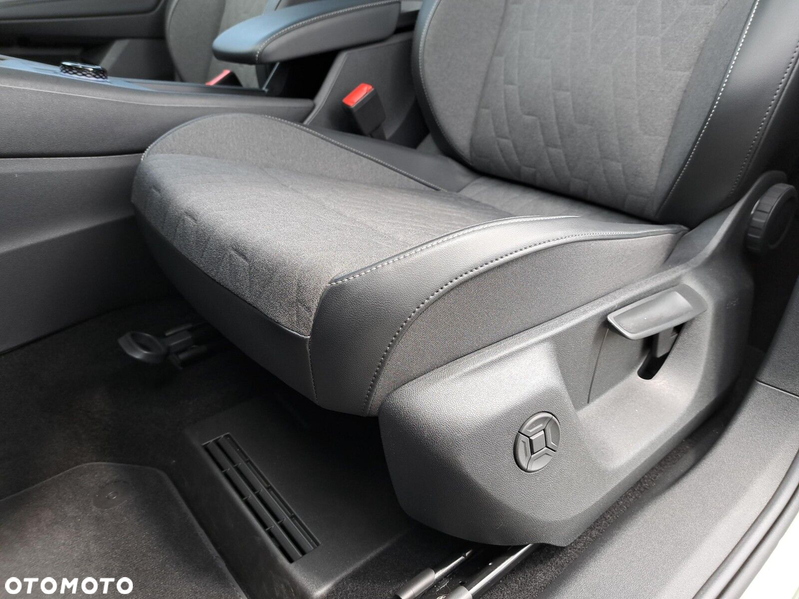 Volkswagen Tiguan - 10