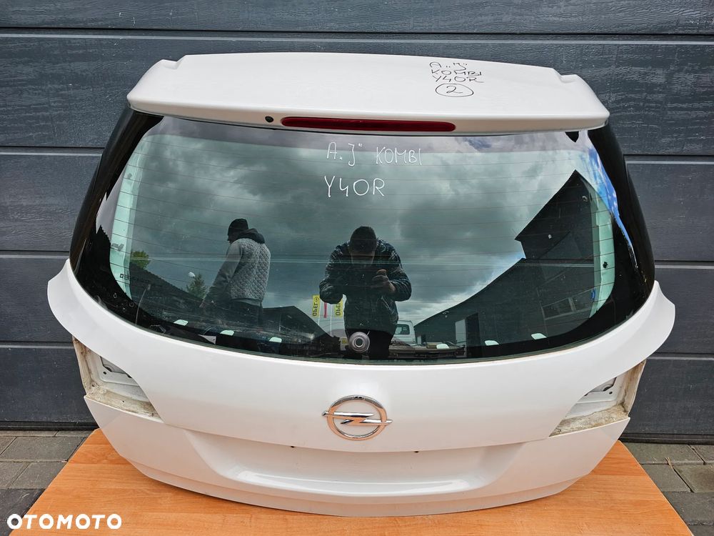 KLAPA BAGAŻNIKA OPEL ASTRA J KOMBI Y40R