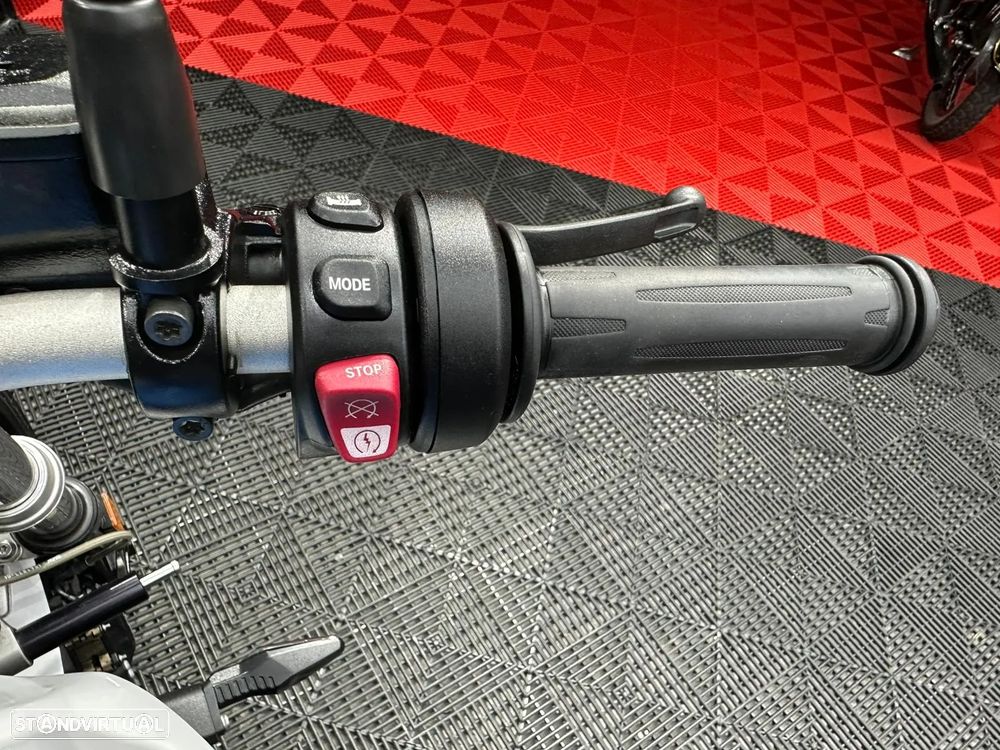 BMW R nineT Pure Option 719 - 5