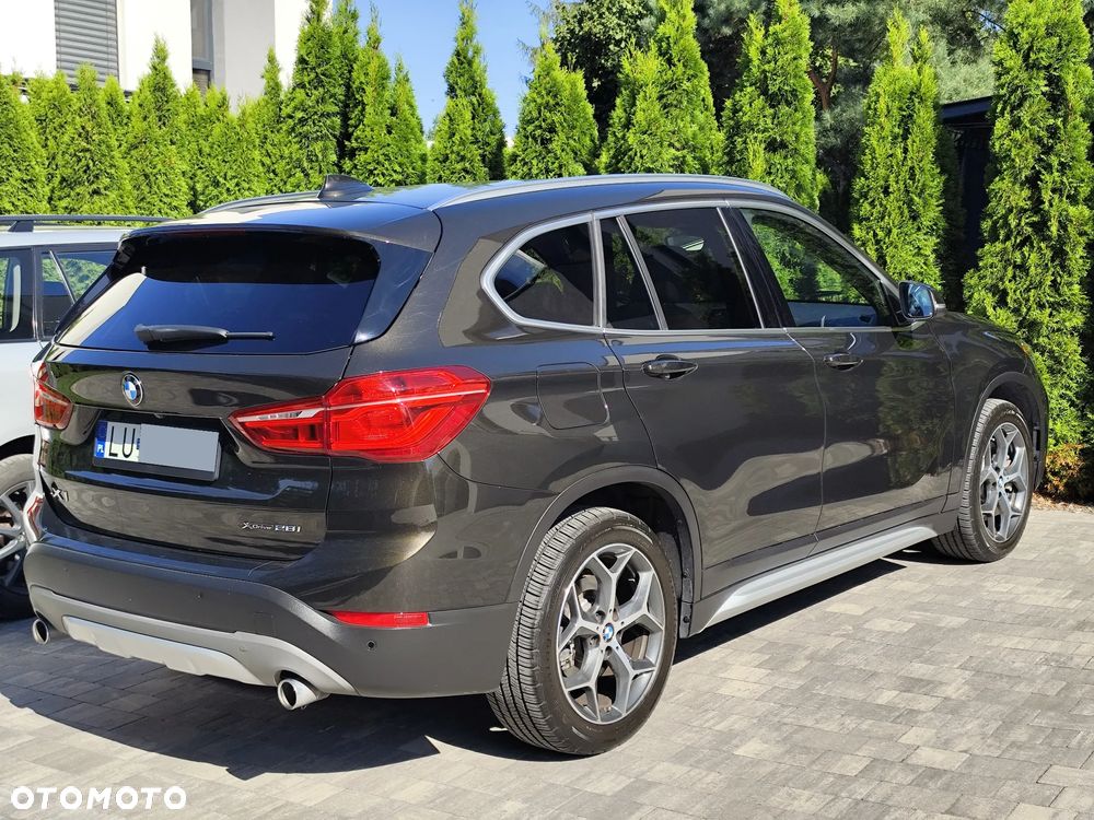 BMW X1 xDrive25i xLine sport - 20