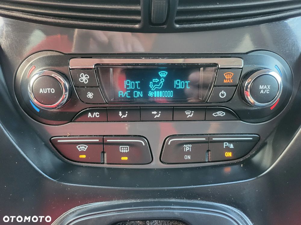 Ford Kuga 2.0 TDCi 4x4 Individual - 30