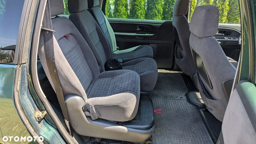 Volkswagen Sharan 1.9 TDI Comfortline - 8