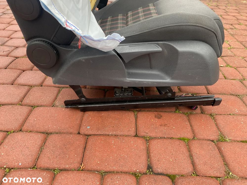 FOTEL FOTELE SIEDZENIA SIEDZISKO VW GOLF V 5 MK5 GTI KOMPLET EUROPA - 36