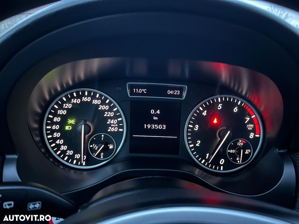 Mercedes-Benz A 180 (BlueEFFICIENCY) Style - 6