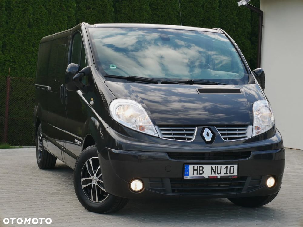 Renault Trafic Passenger Expression - 2