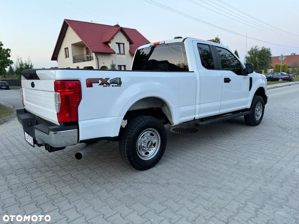 Ford F250 - 3