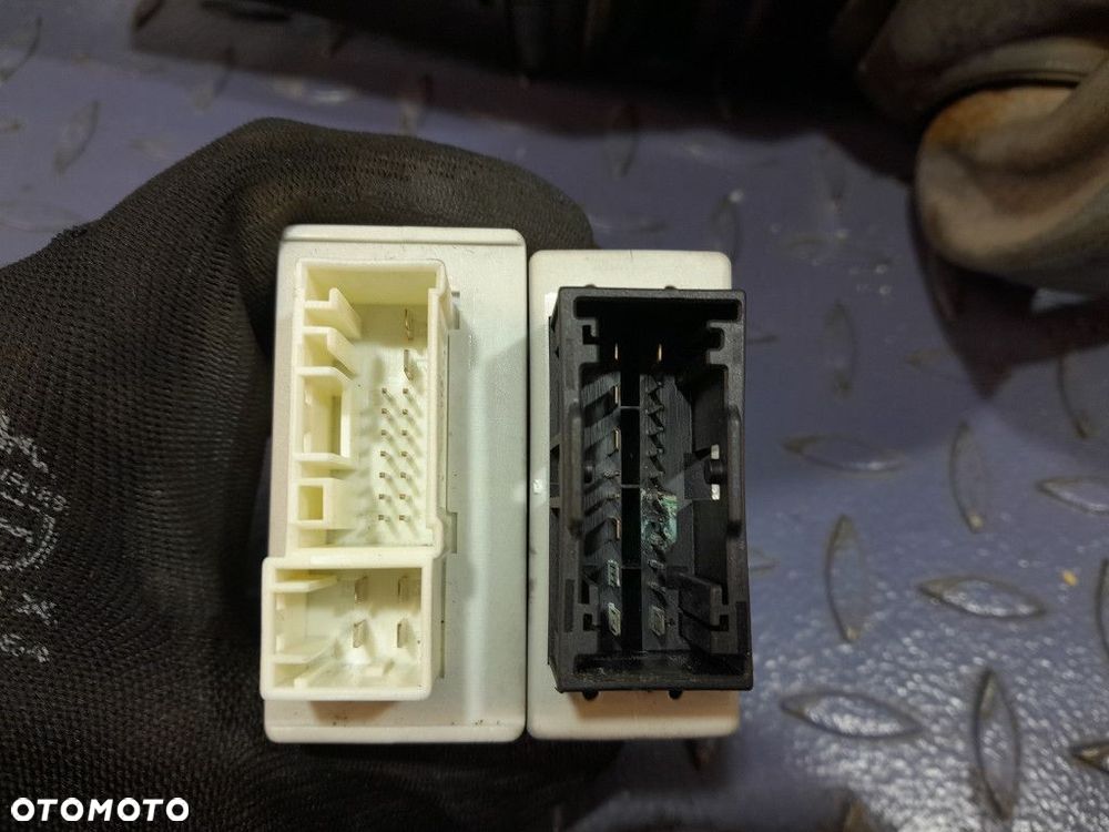 BMW 5 F10 F11 HAK HOLOWNICZY ELEKTRYCZNY 13 PIN MODUŁY 6795717 - 6
