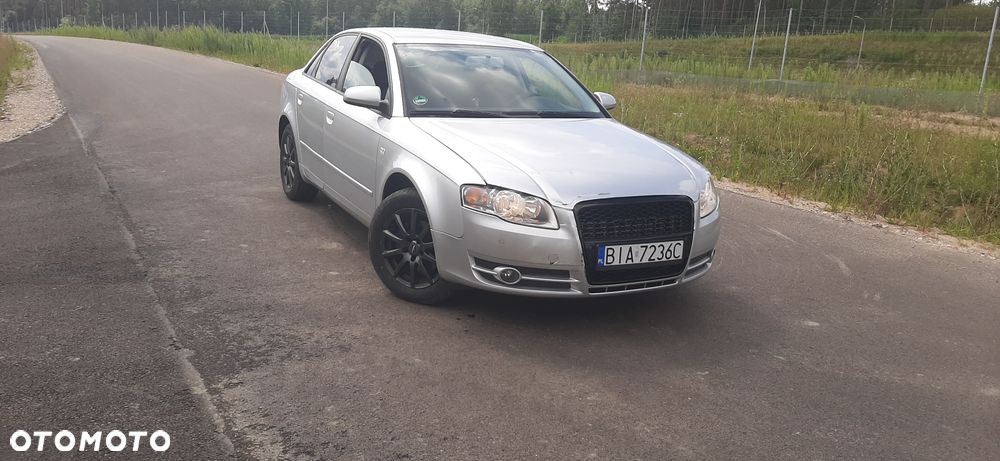 Audi A4 Limousine - 3
