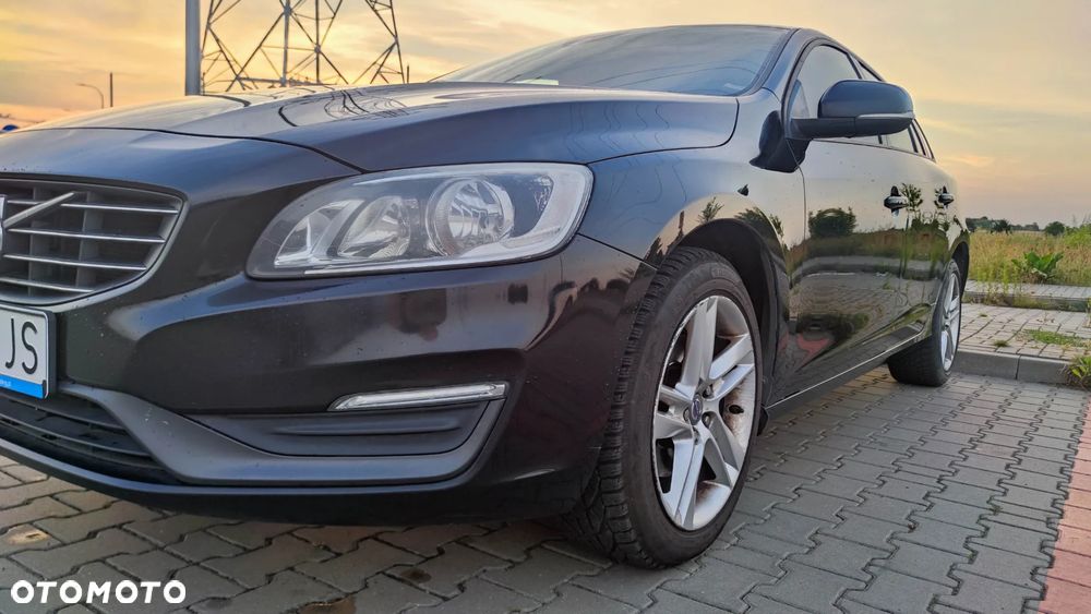 Volvo V60 D4 Drive-E Kinetic - 3