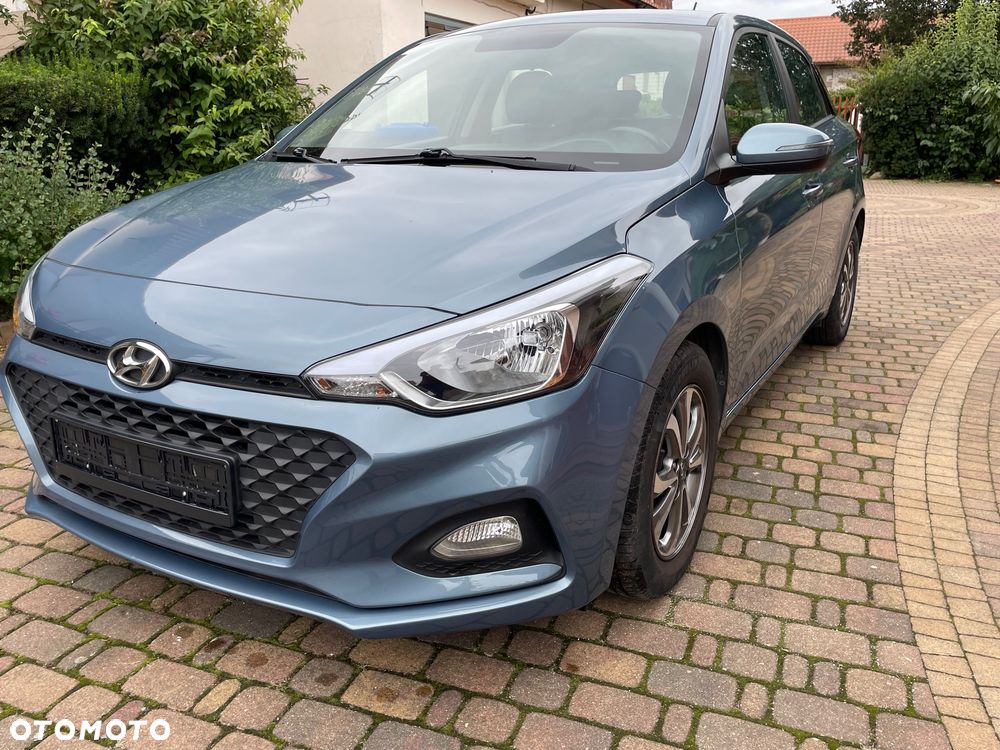 Hyundai i20 blue 1.2 Classic - 15