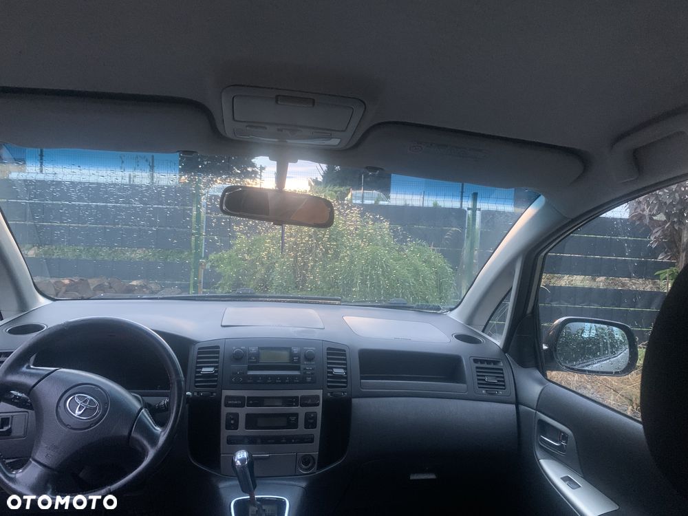 Toyota Corolla Verso 2.0 D-4D Sol - 11