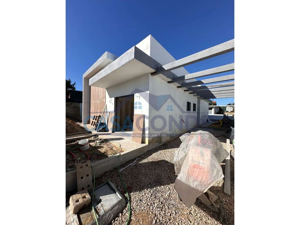 Moradia Isolada V3 +1C/Piscina - Grande imagem: 2/18
