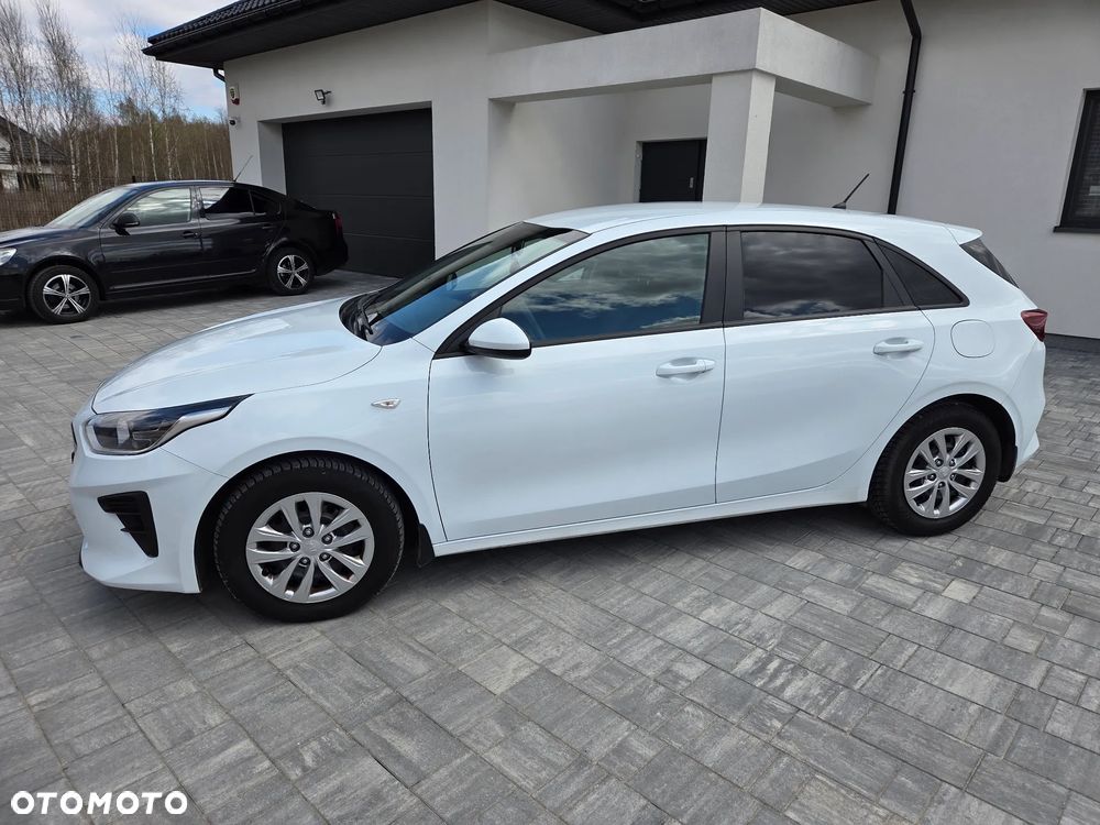 Kia Ceed 1.6 CRDi SCR M - 16