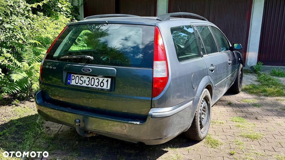 Ford Mondeo 2.5 V6 Ghia - 8