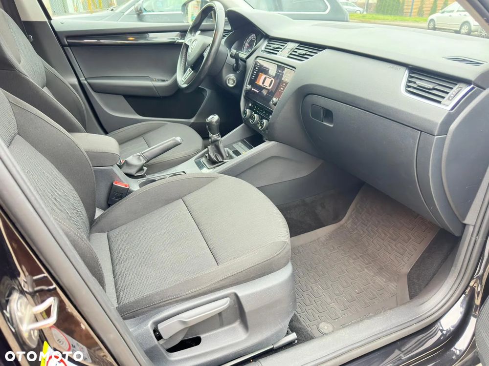Skoda Octavia 1.6 TDI Style - 10