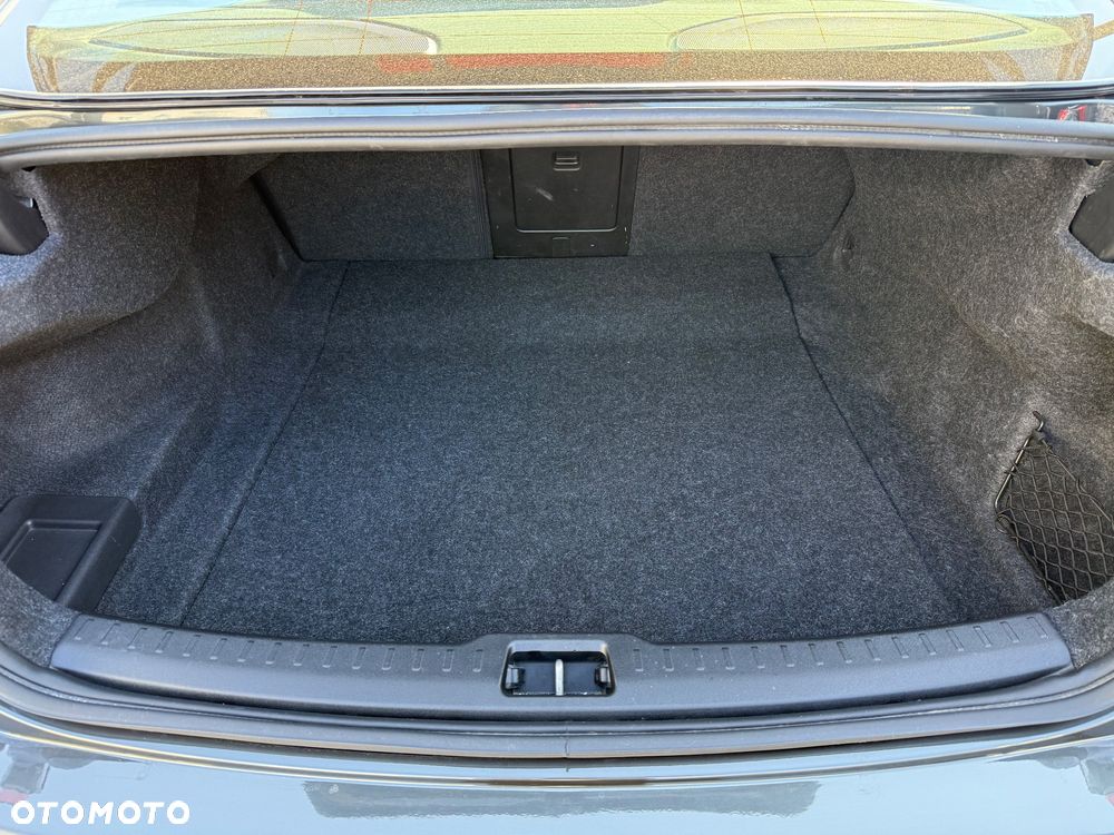 Volvo S60 B4 B R-Design - 29