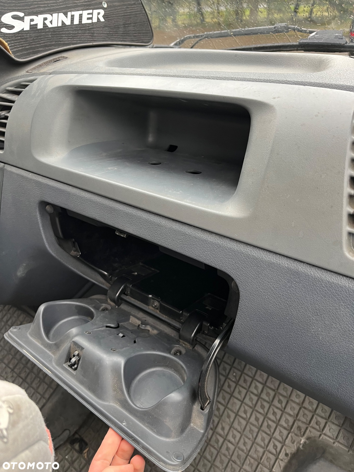 Mercedes-Benz Sprinter - 7