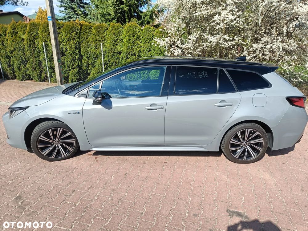 Toyota Corolla 2.0 Hybrid Comfort - 4