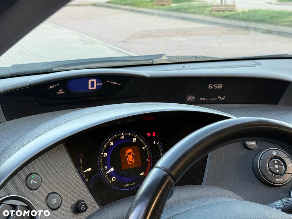 Honda Civic 1.8 Comfort - 9