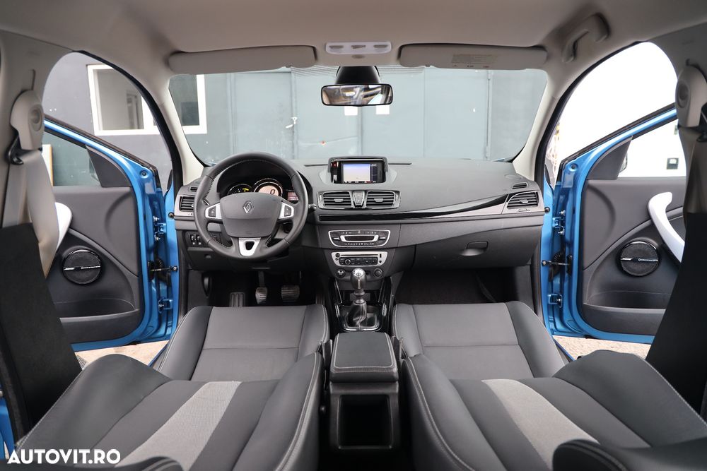 Renault Megane ENERGY dCi 110 Start & Stop Bose Edition - 12