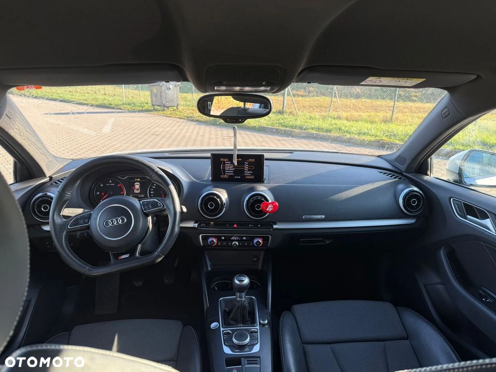 Audi A3 Limousine 2.0 TDI quattro S line Sportpaket - 35