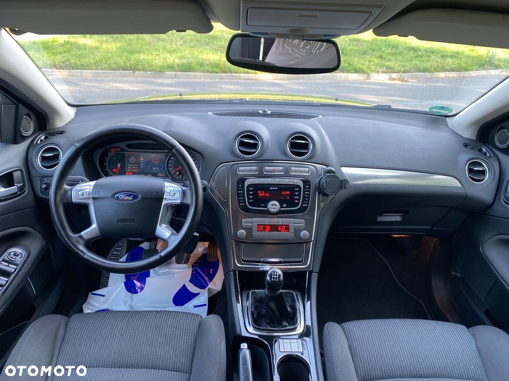 Ford Mondeo 2.0 Titanium - 14