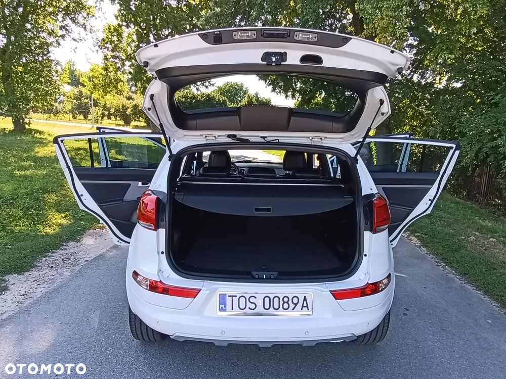 Kia Sportage 2.0 CRDI XL AWD - 9
