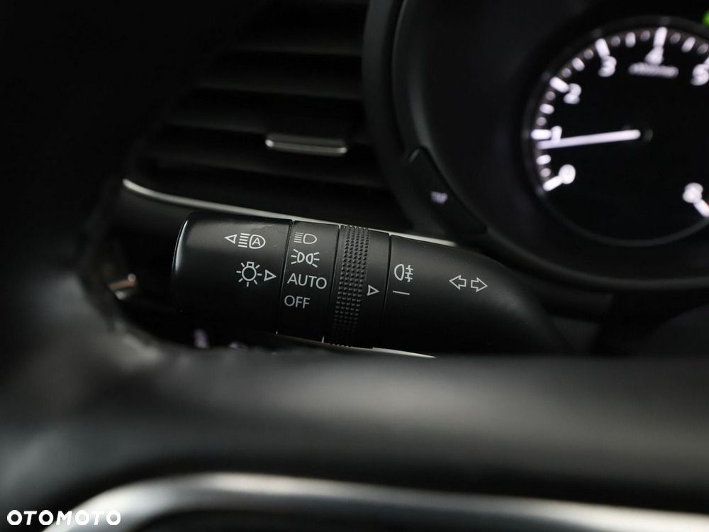 Mazda 3 SKYACTIV-G 2.0 M-Hybrid - 36