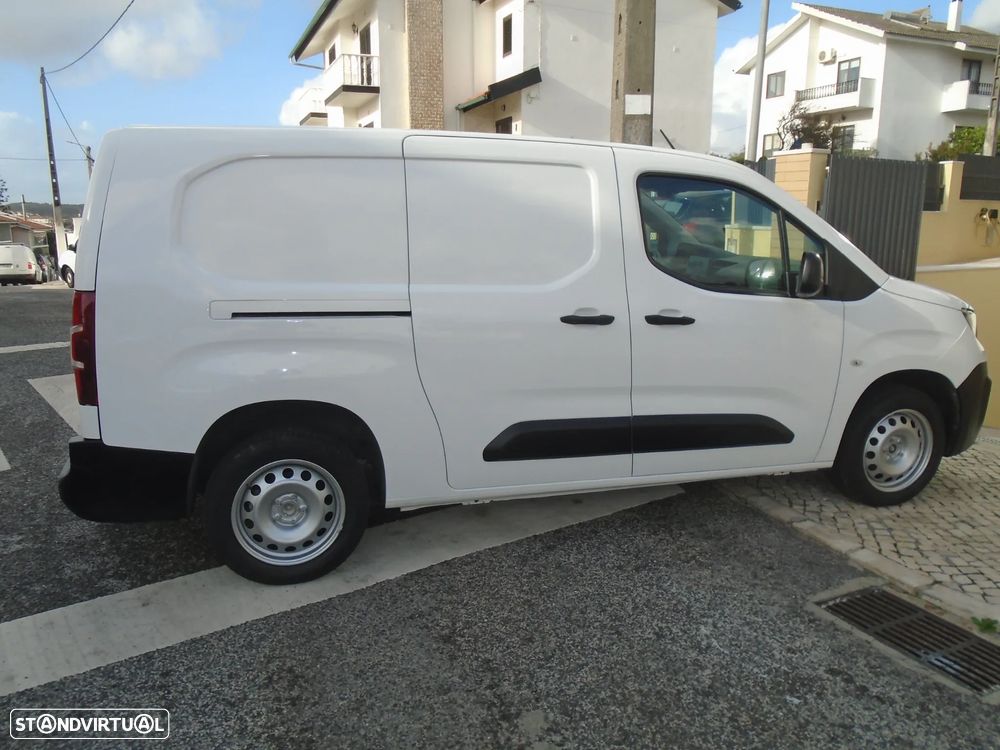 Peugeot PARTNER  LONGA-3 LUGARES 102 CV-NACIONAL-IVA DEDUTIVEL - 31