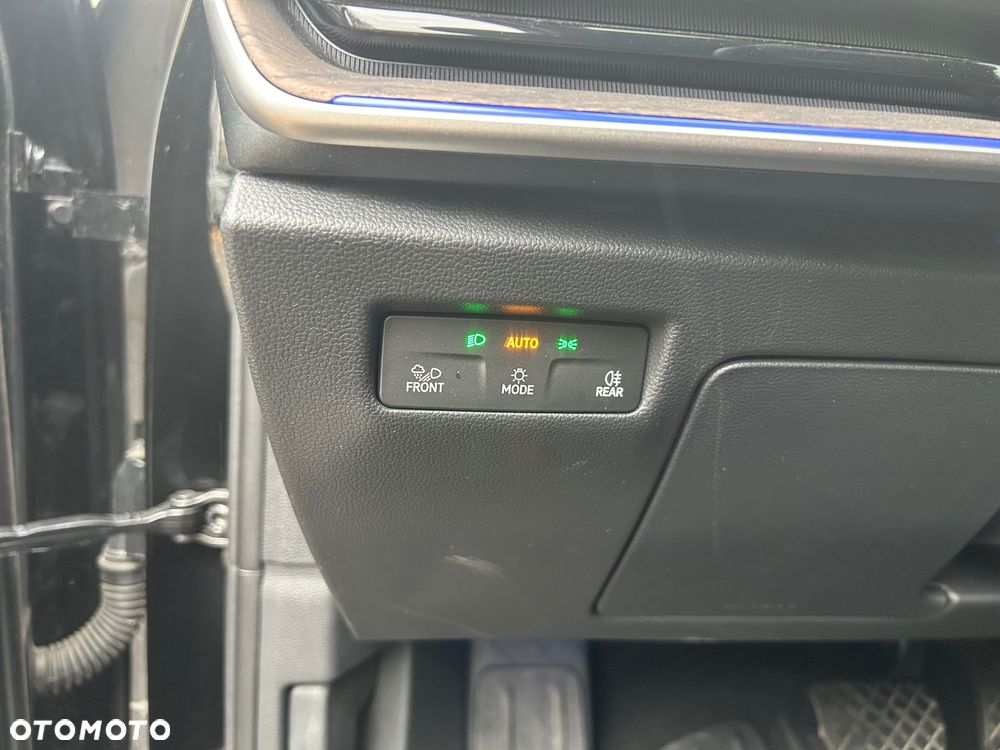 Skoda Superb 2.0 TDI SCR 4x4 L&K DSG - 34