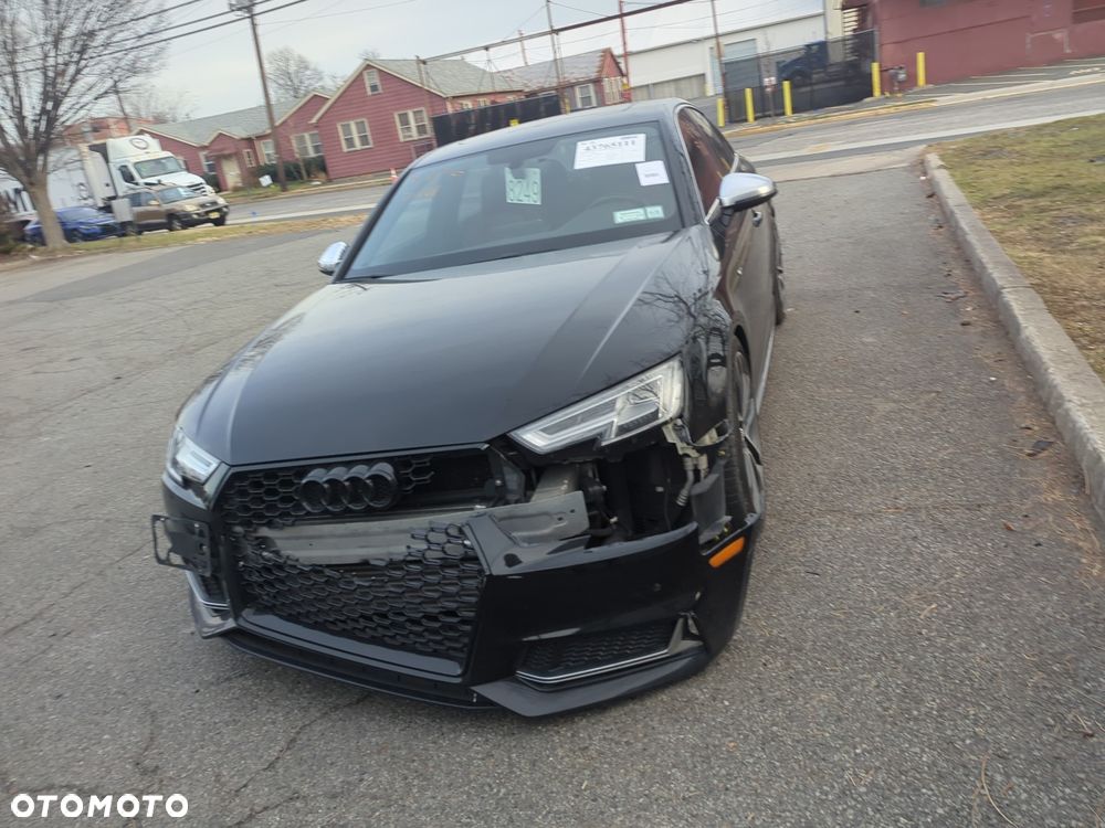 Audi S4 Limousine - 24