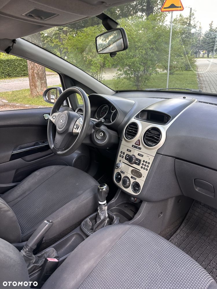 Opel Corsa - 6