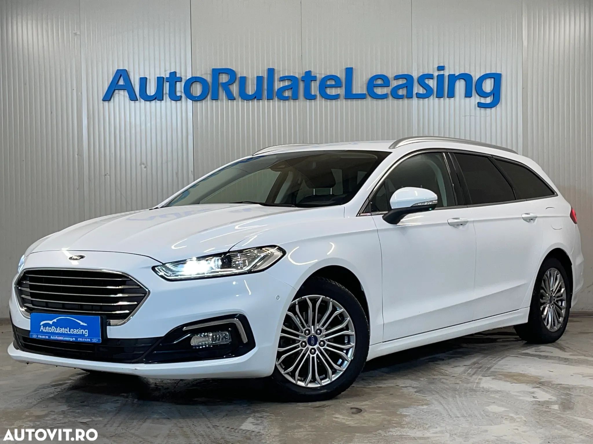 Ford Mondeo 2.0 HEV Titanium - 1