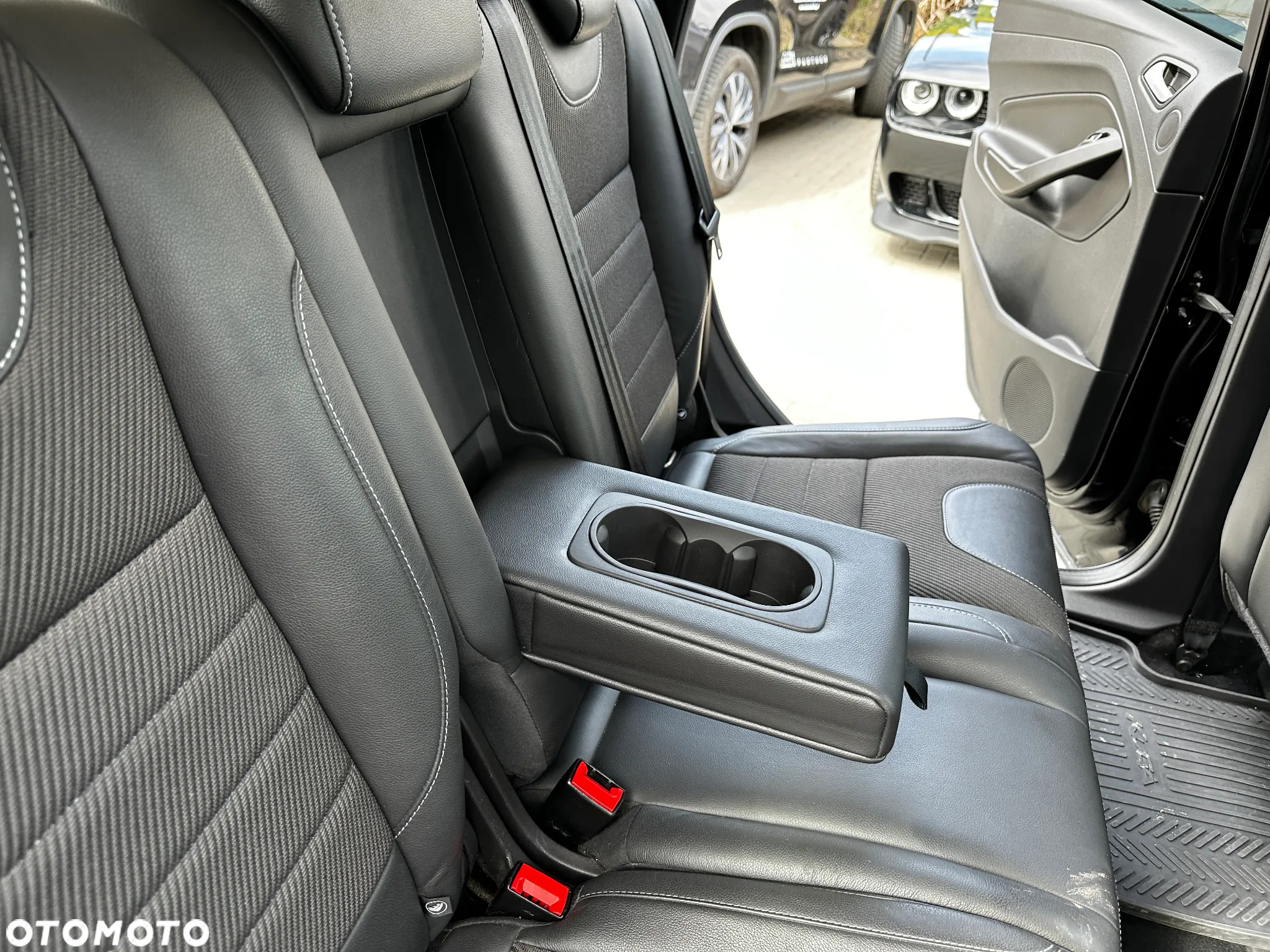Ford Kuga - 25