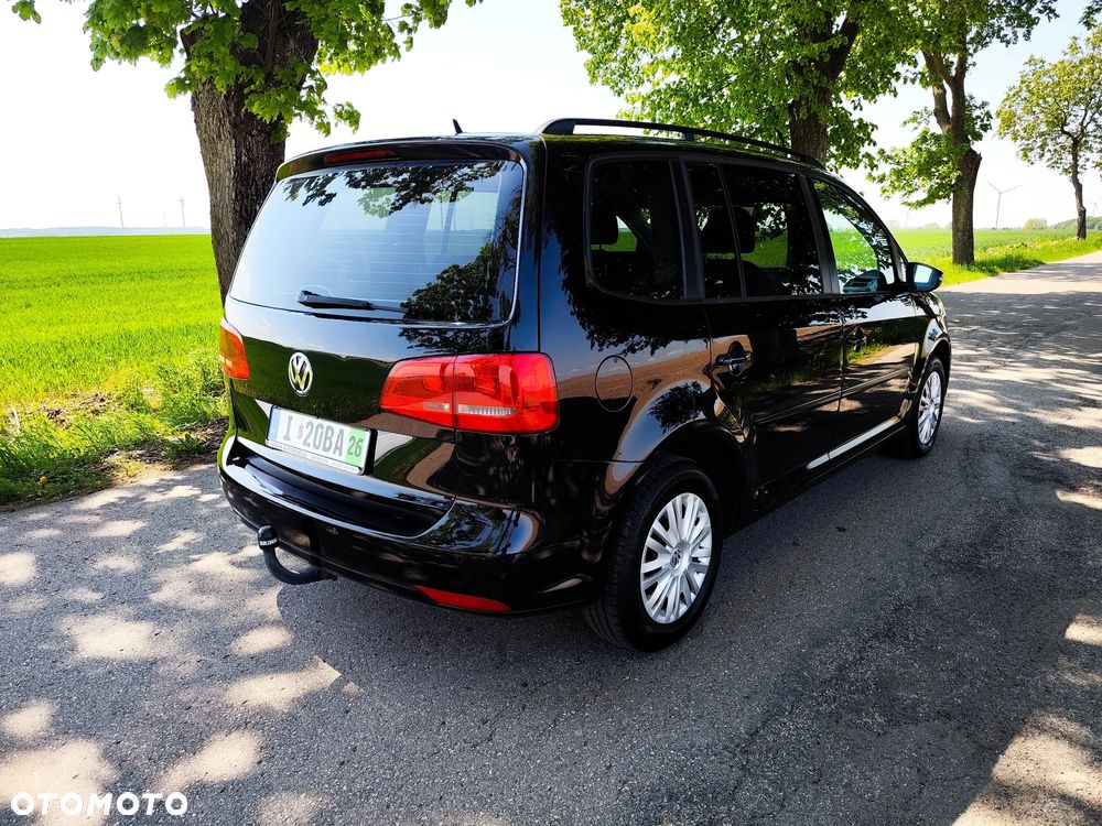 Volkswagen Touran 1.6 TDI DPF BlueMotion Technology Comfortline - 4