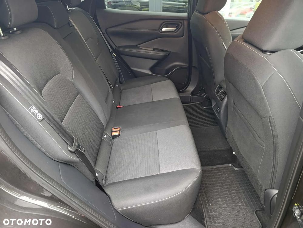 Nissan Qashqai 1.3 DIG-T N-Connecta DCT - 11