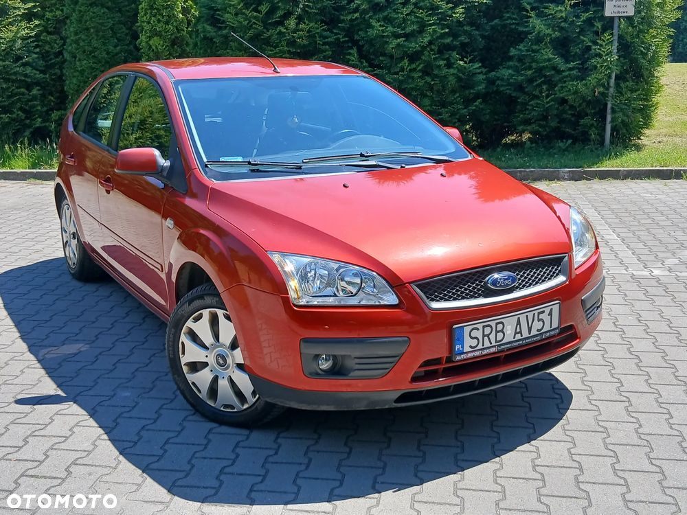 Ford Focus 1.6 Ambiente - 4