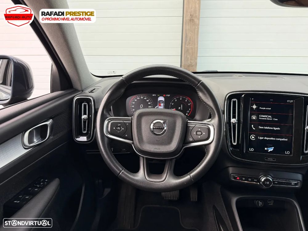 Volvo XC 40 1.5 T3 Momentum Geartronic - 19