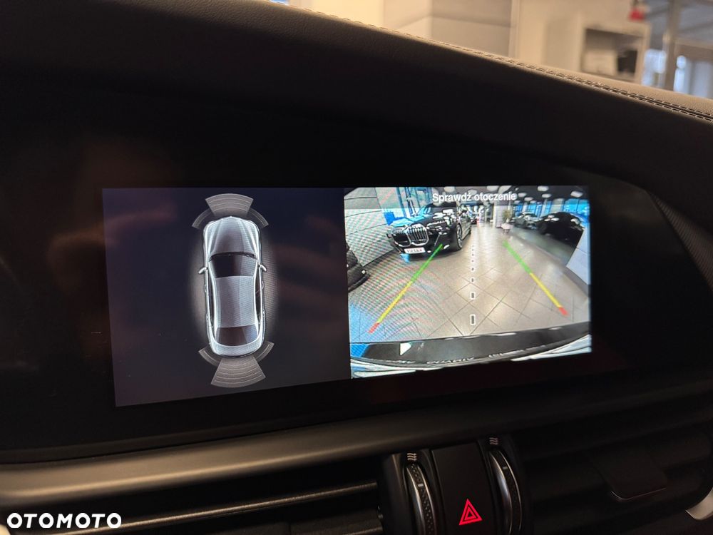 Alfa Romeo Giulia 2.0 Turbo Veloce Q4 - 18