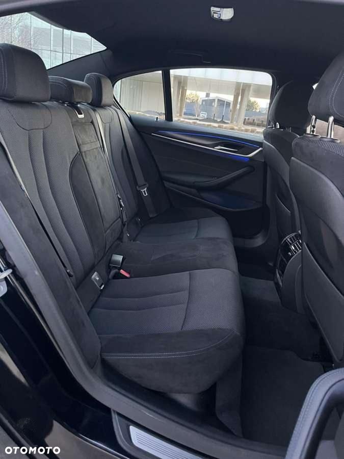 BMW Seria 5 520d M Sport Edition - 7