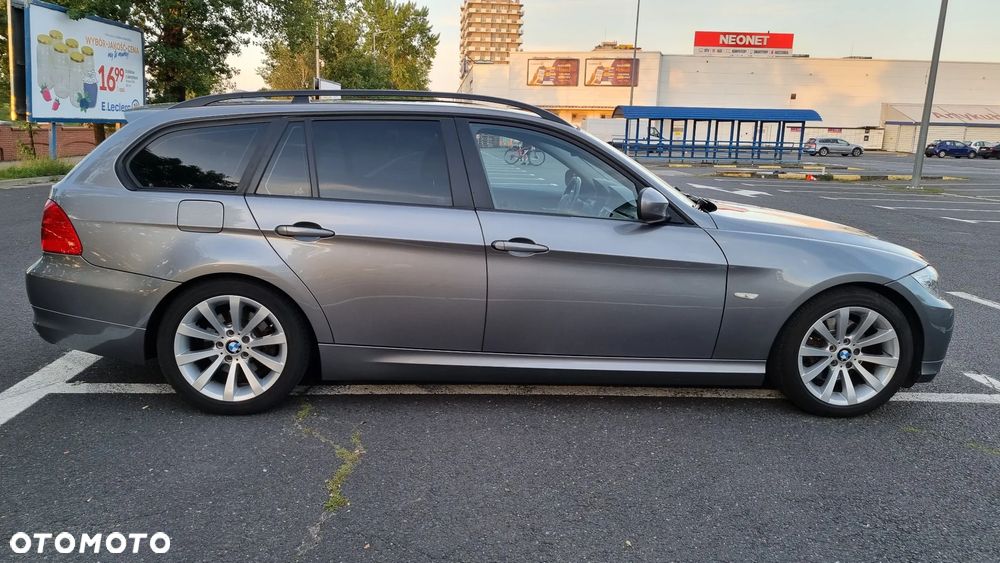 BMW Seria 3 318d DPF - 17