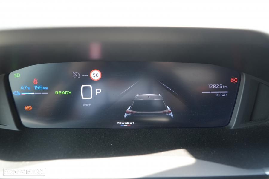 Peugeot e-2008 54 kWh Allure - 10