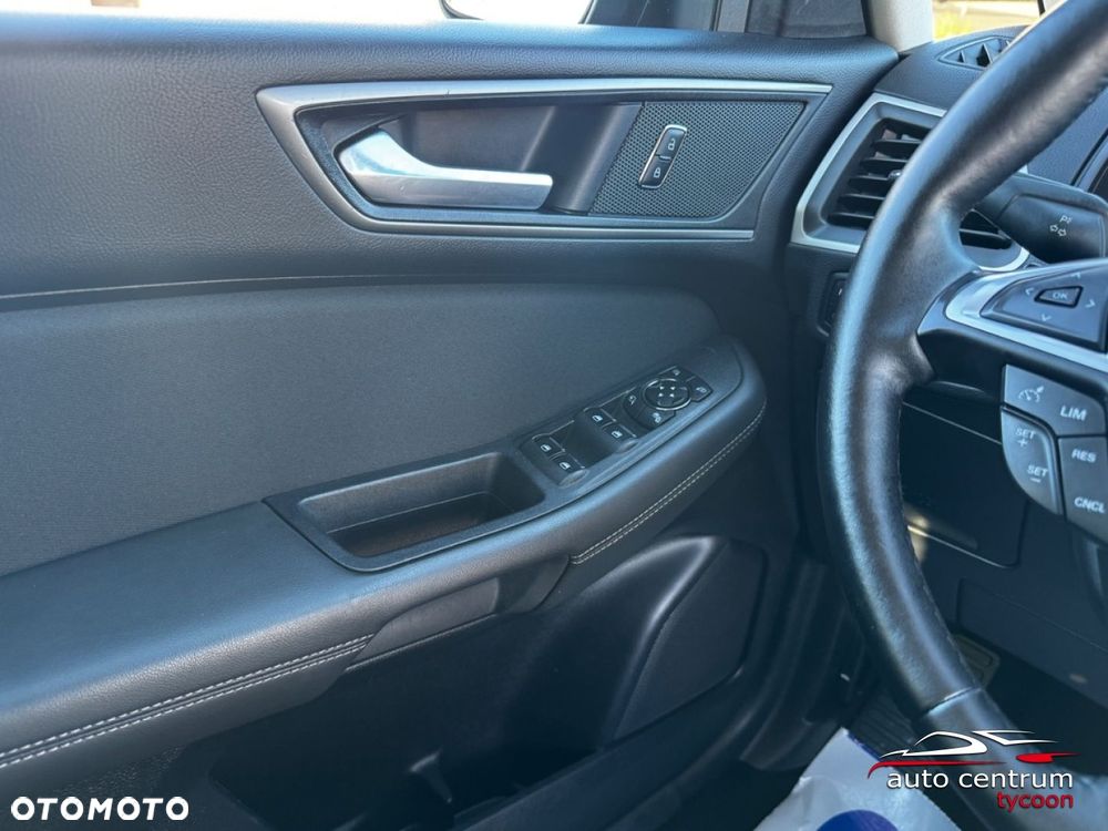 Ford Galaxy - 25